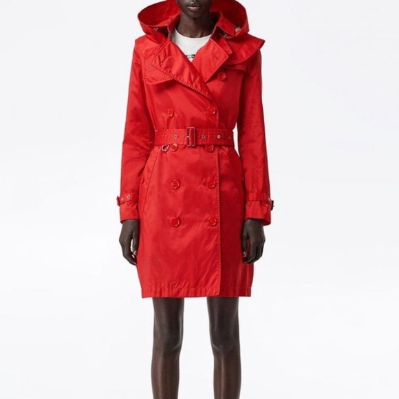 Burberry Nylon Trench Coat w/ hanger & garment bag